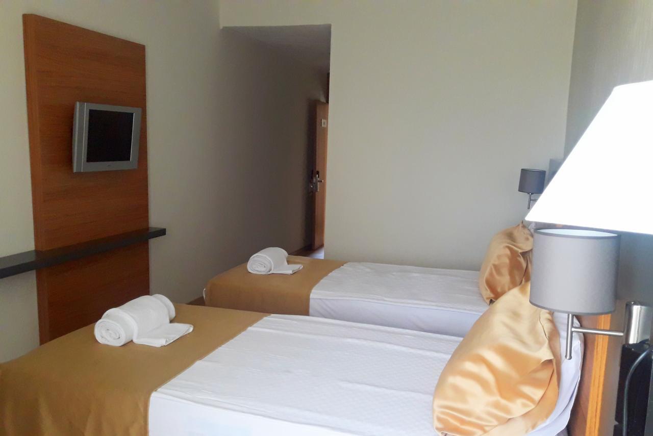 Club Delfin Otel